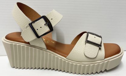 Wikers Trinity Ivory