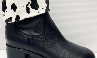 Django & Juliette Renossy Black/Black&White Pony